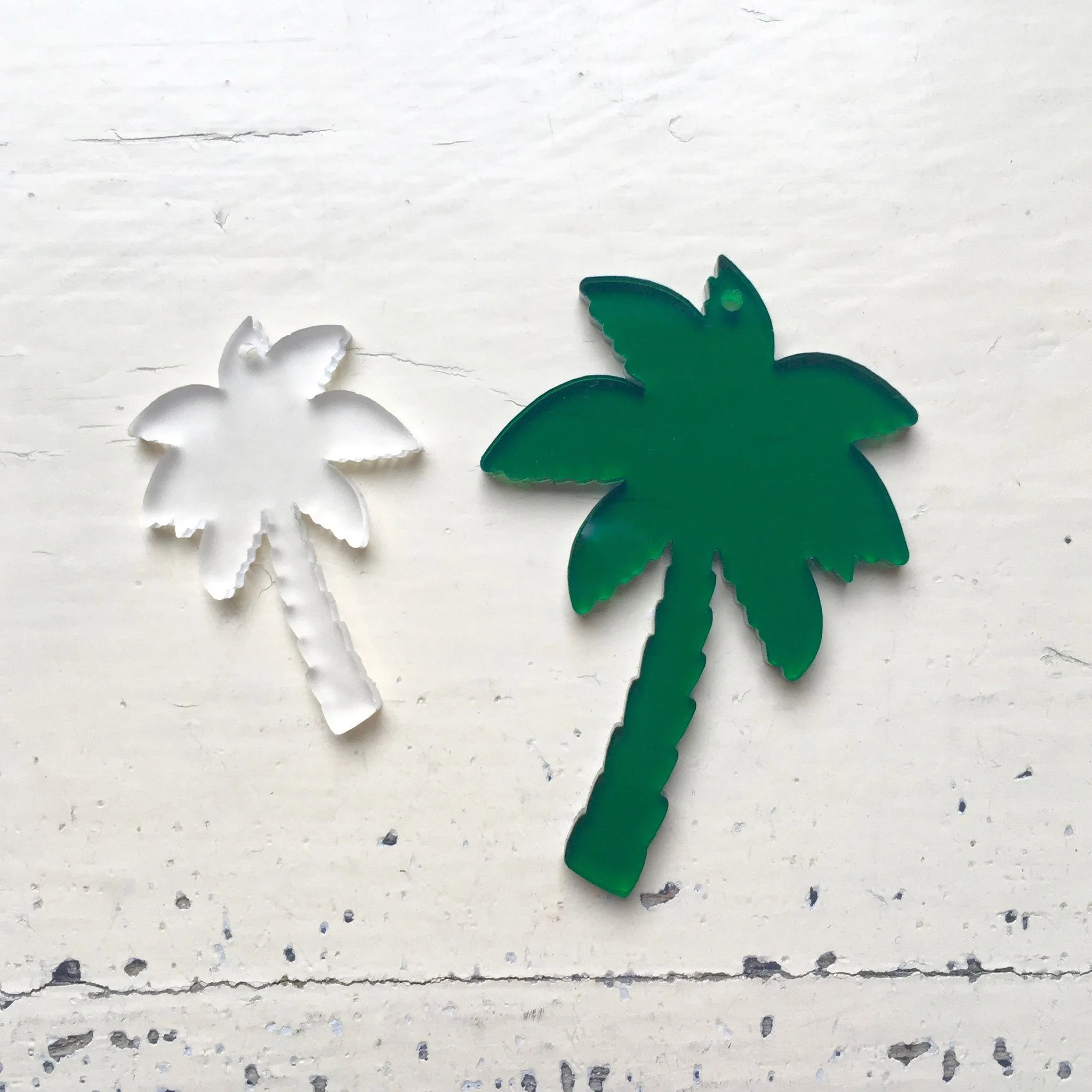 © Waikiki Palm Tree - 2 Pair Set