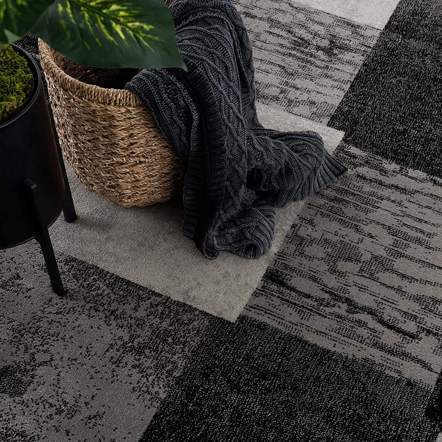 2’ x 15’ Gray Geometric Blocks Runner Rug