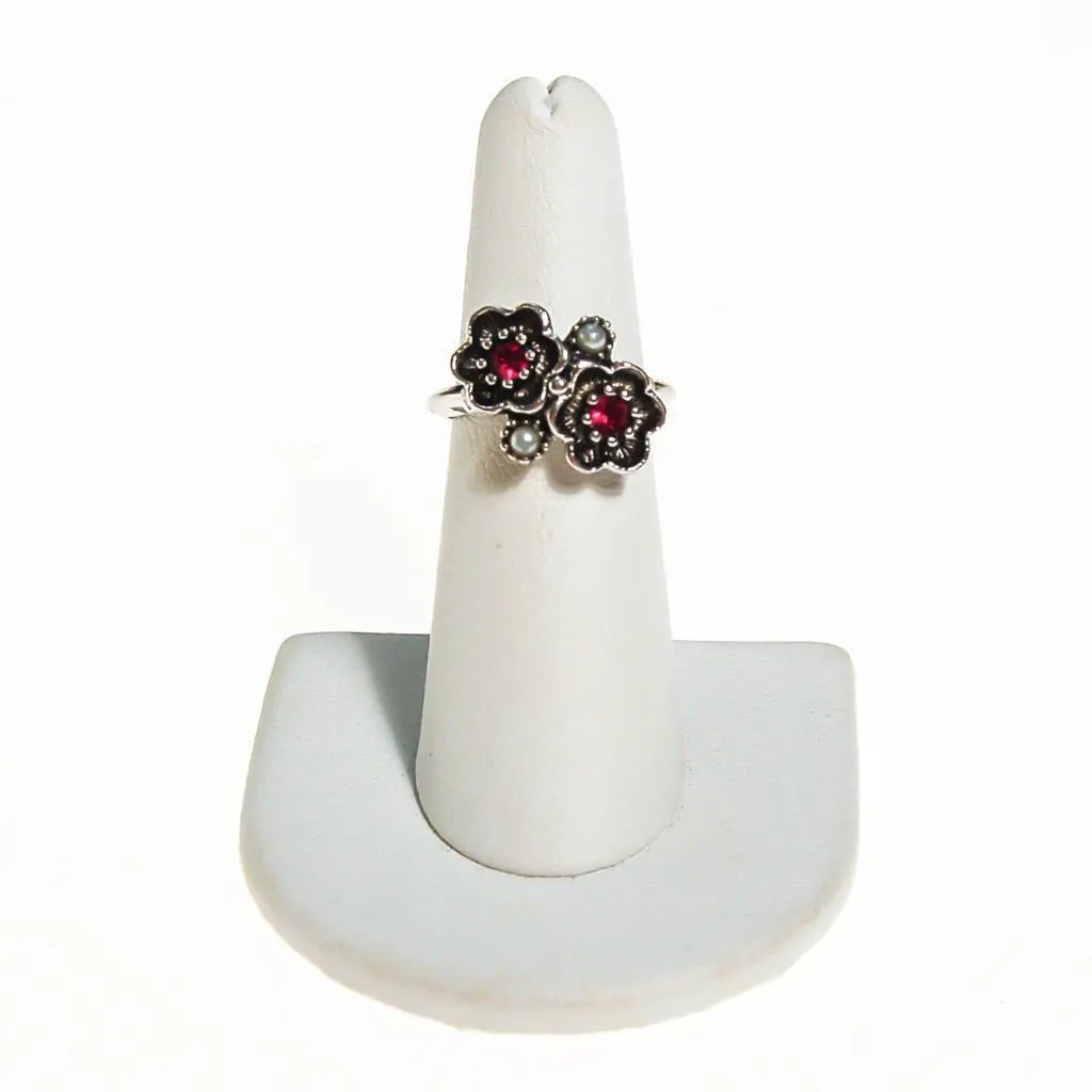 Avon Silver Flower Adjustable Ring with Pink Rhinestones and Faux Pearls, Silver Tone