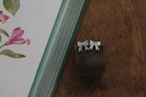 Bow Studs