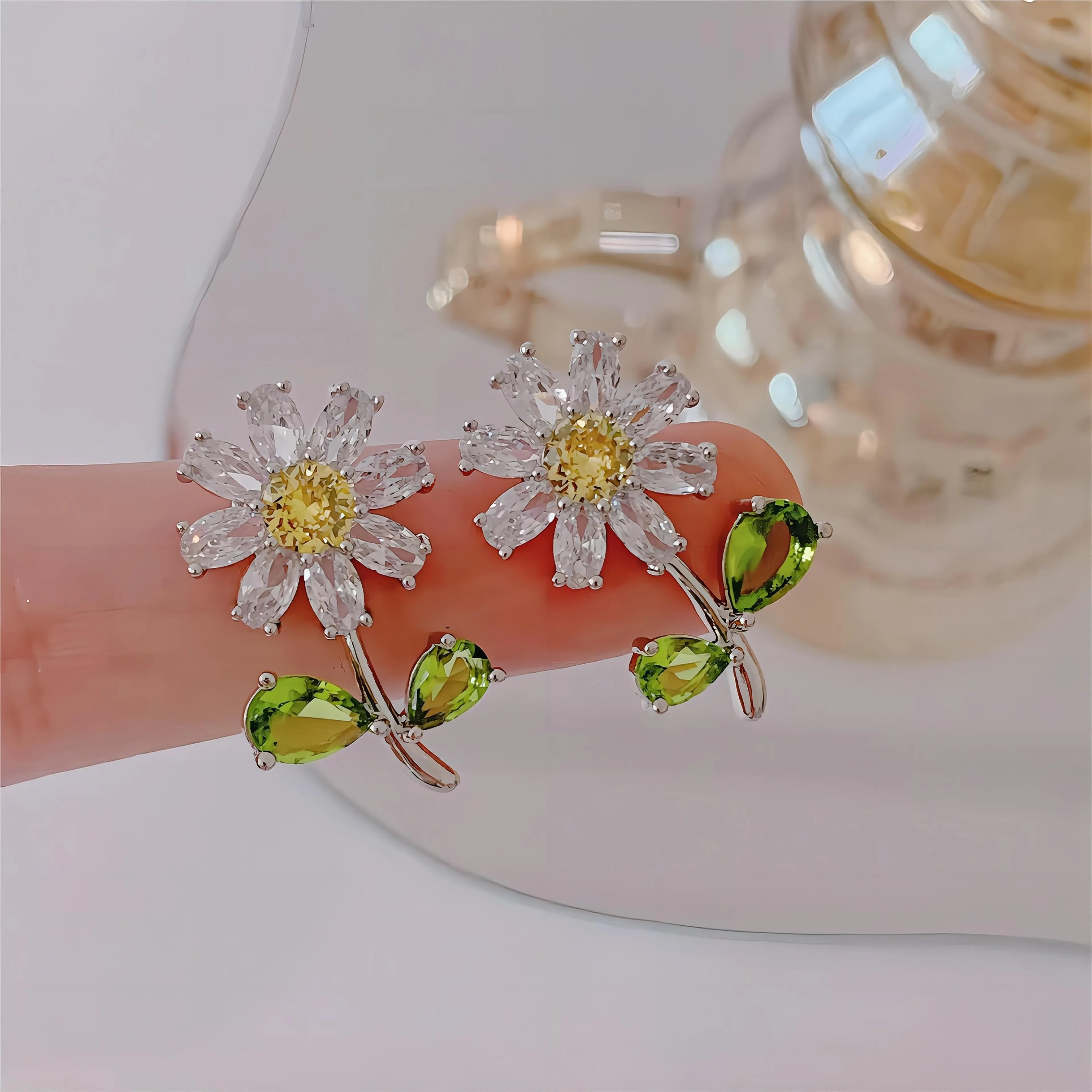 Dainty Crystal Daisy Flower Necklace Earrings Set