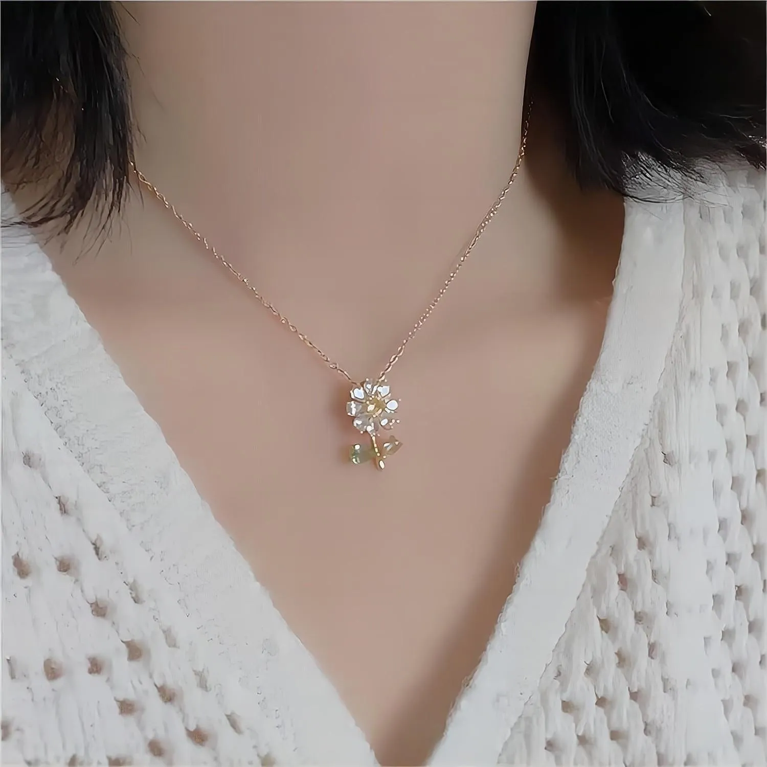 Dainty Crystal Daisy Flower Necklace Earrings Set
