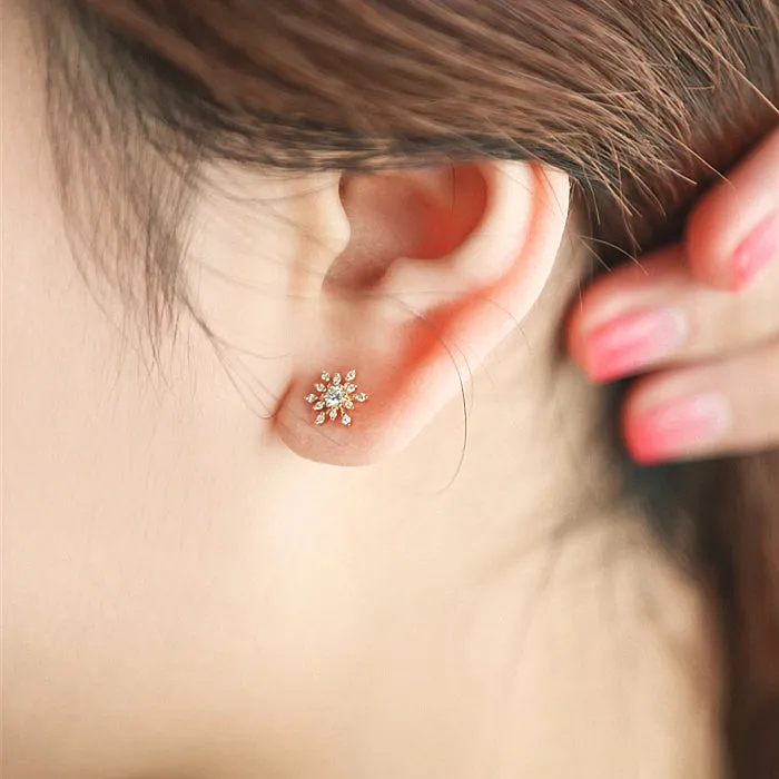 Dainty Flower Stud Earrings