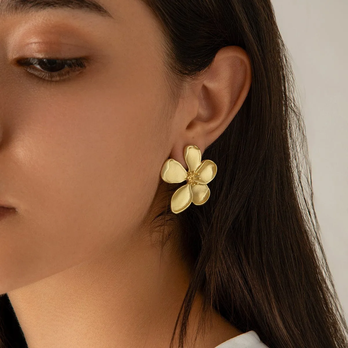 Dainty Gold Silver Plated Flower Stud Earrings