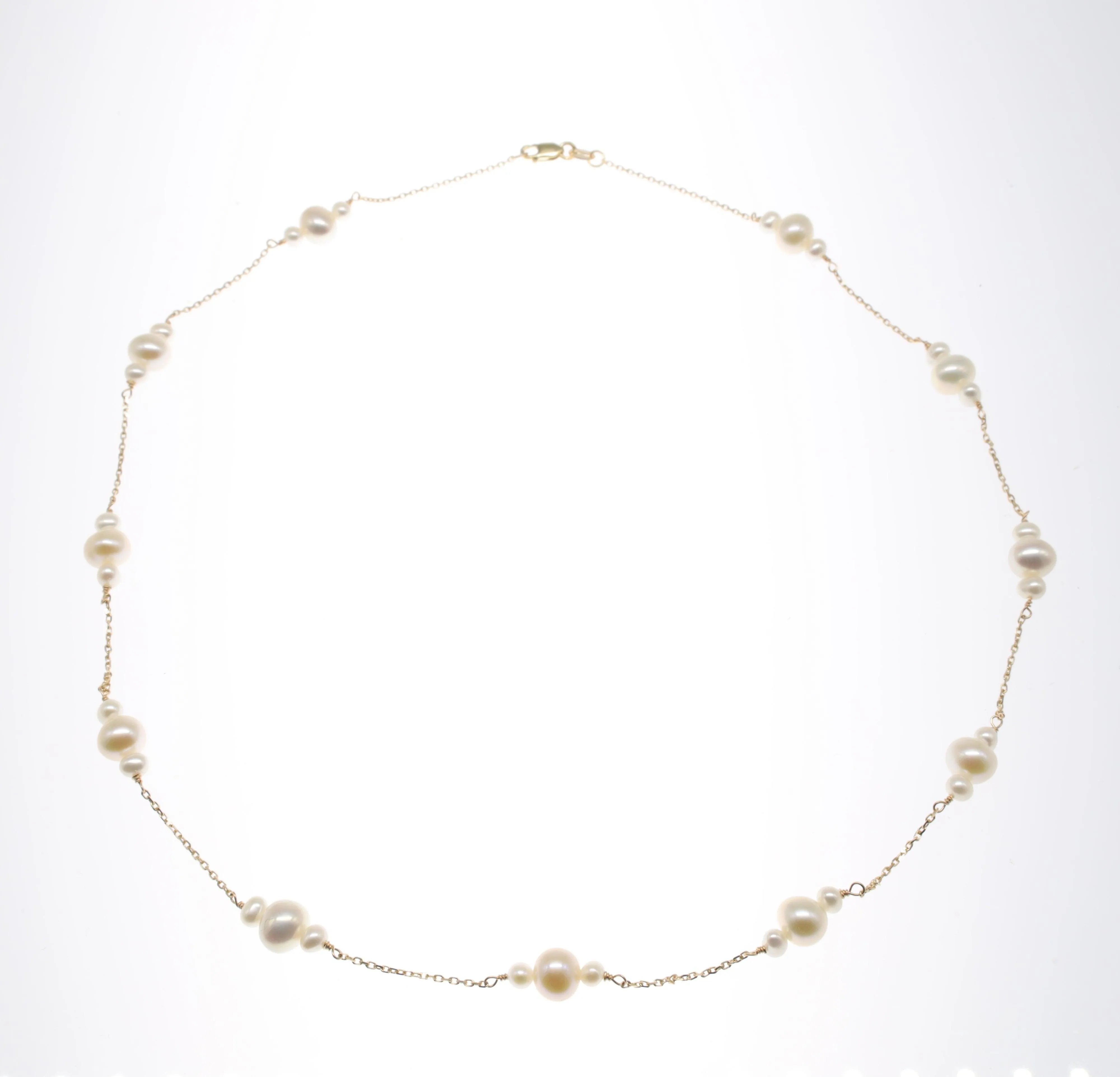 Dainty Pearl Necklace