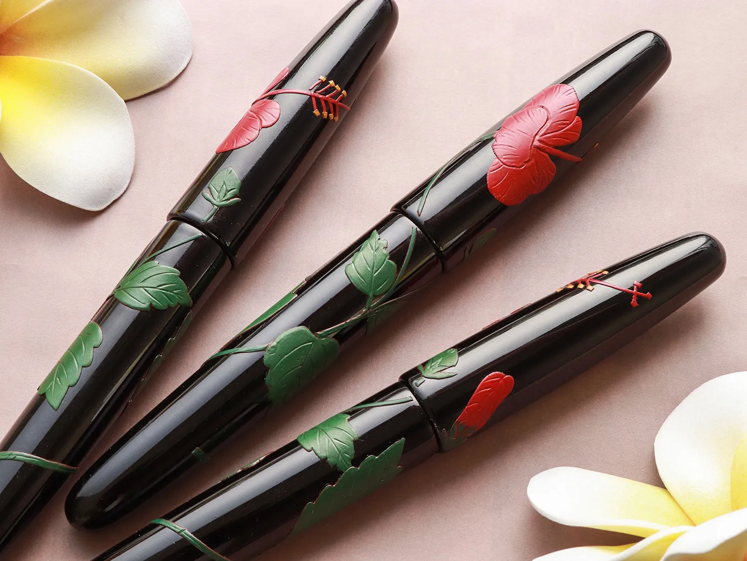 Dream Pen Tsuikin Hibiscus - Urushi Black
