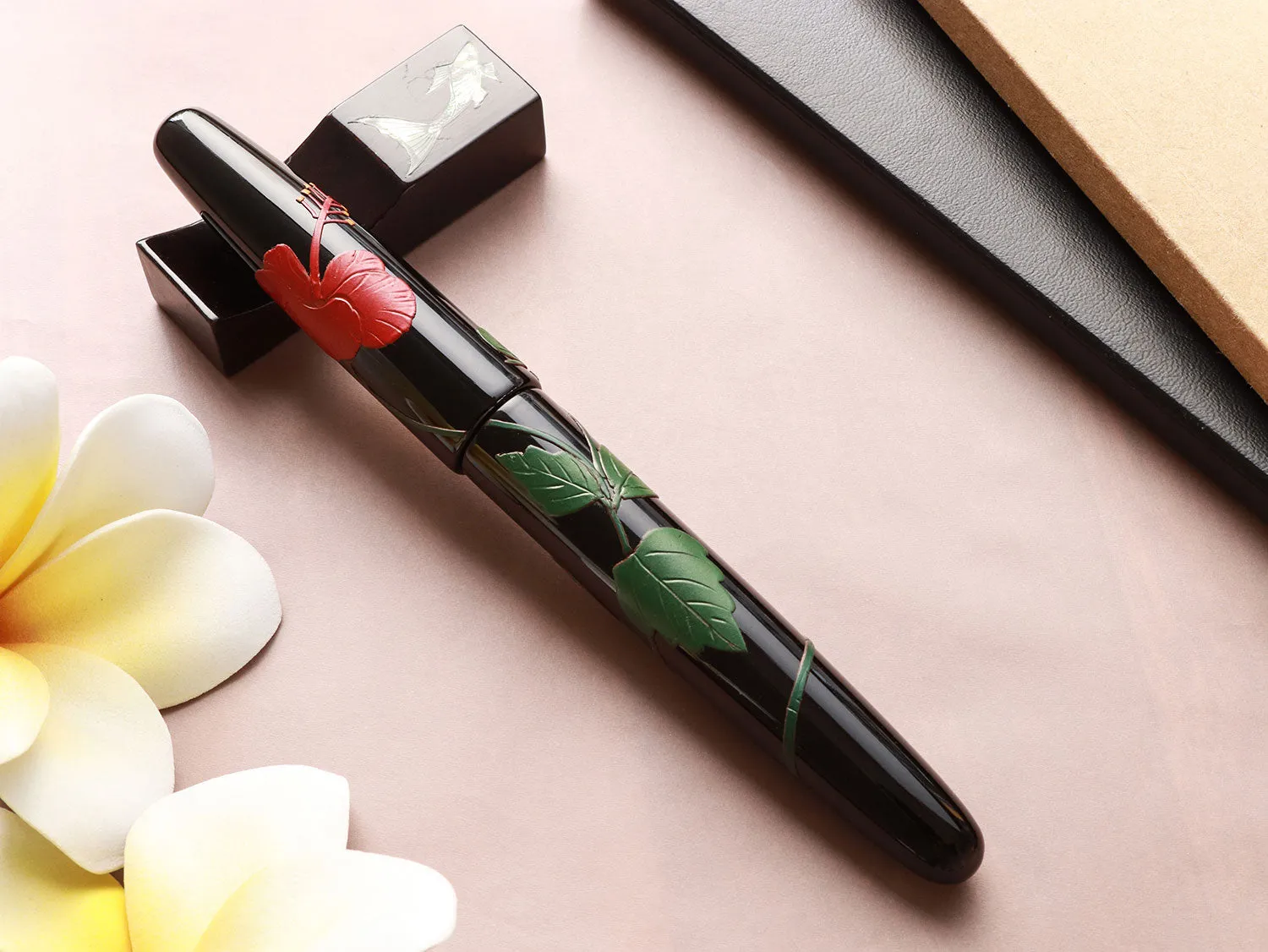 Dream Pen Tsuikin Hibiscus - Urushi Black