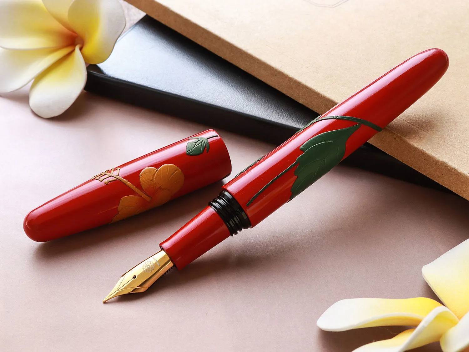 Dream Pen Tsuikin Hibiscus - Urushi Red