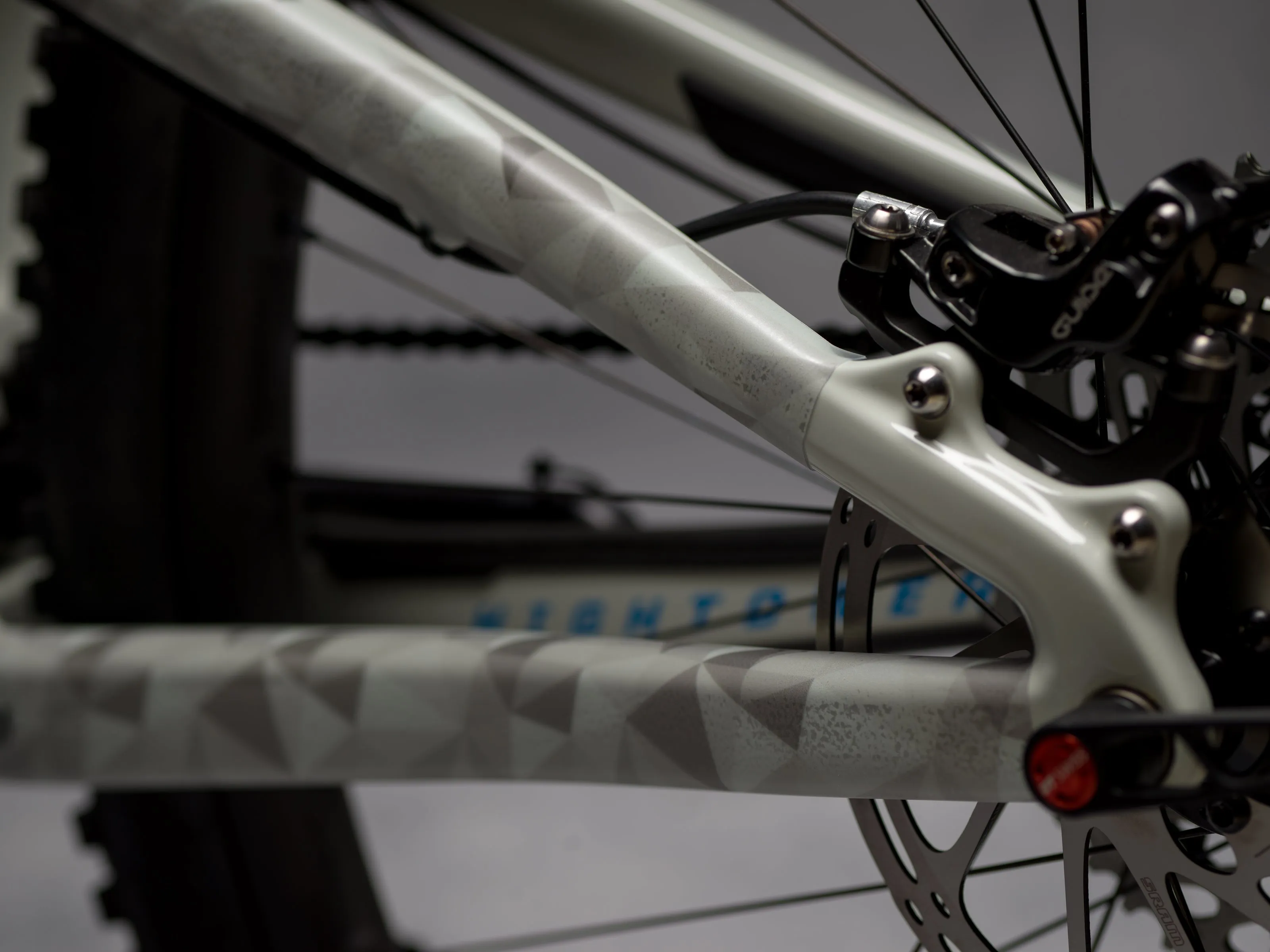 DYEDBRO Frame Protection Geometric
