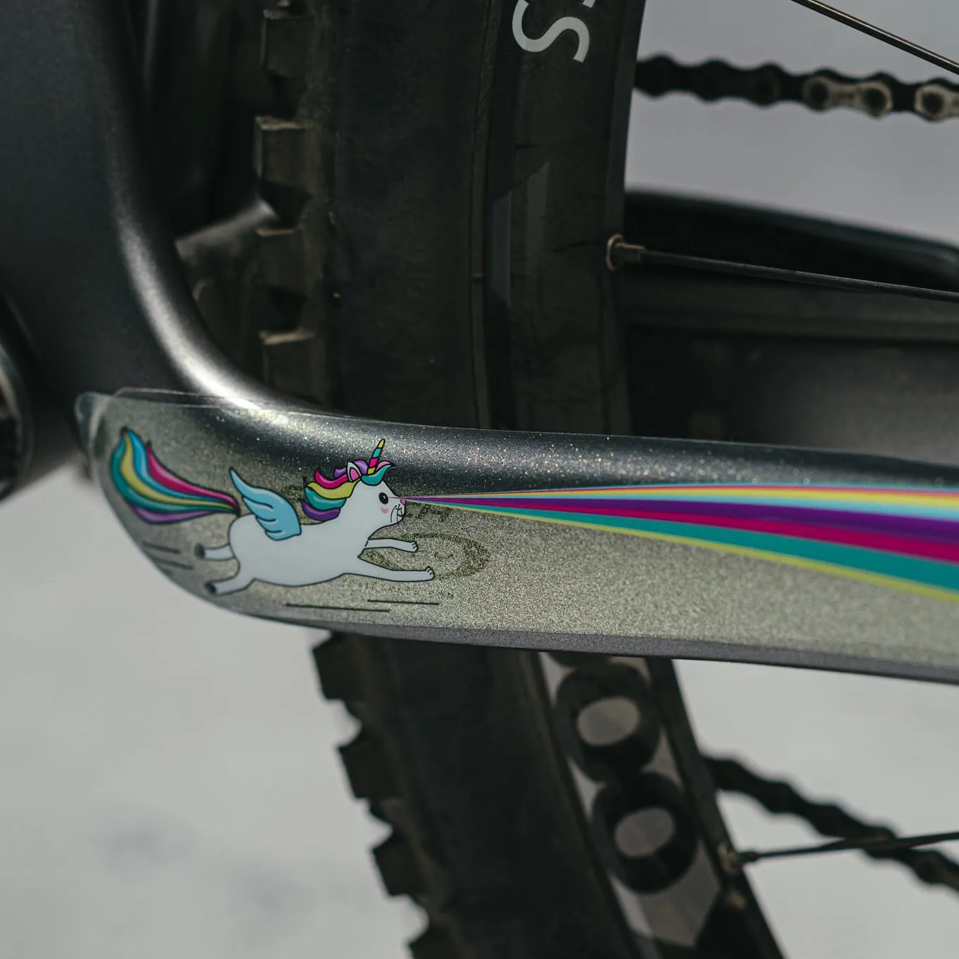 Dyedbro Unicorn Glitter Frame Protection