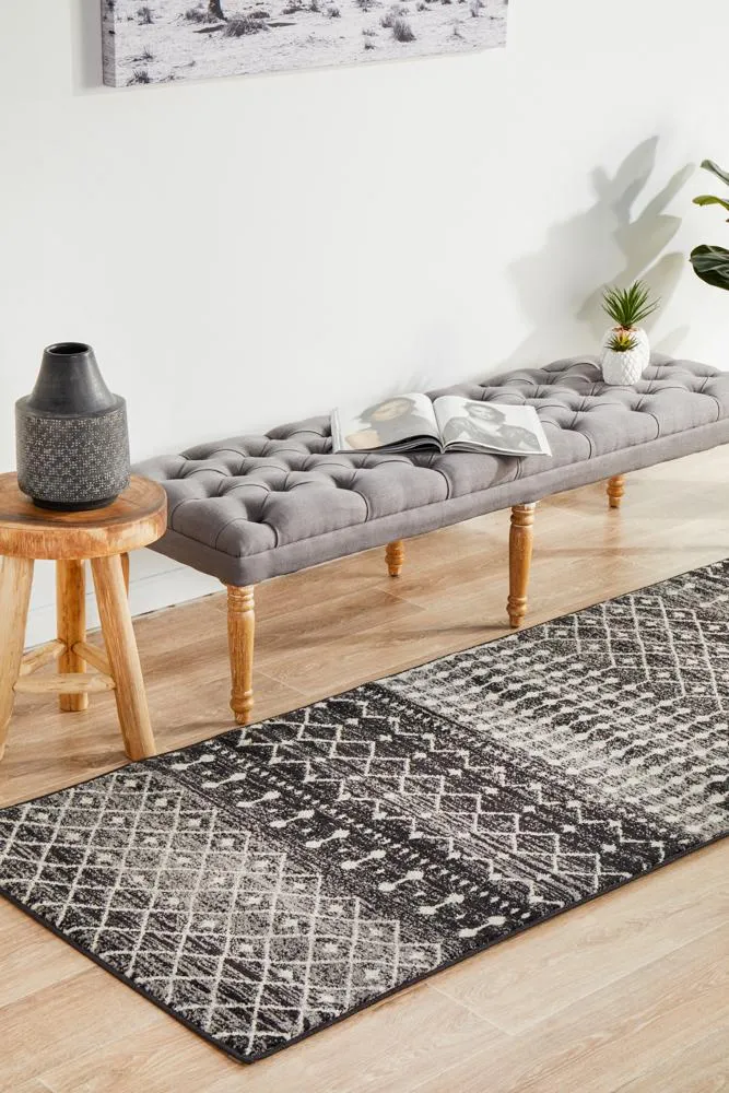 Evoke Simplicity Black Transitional Runner Rug
