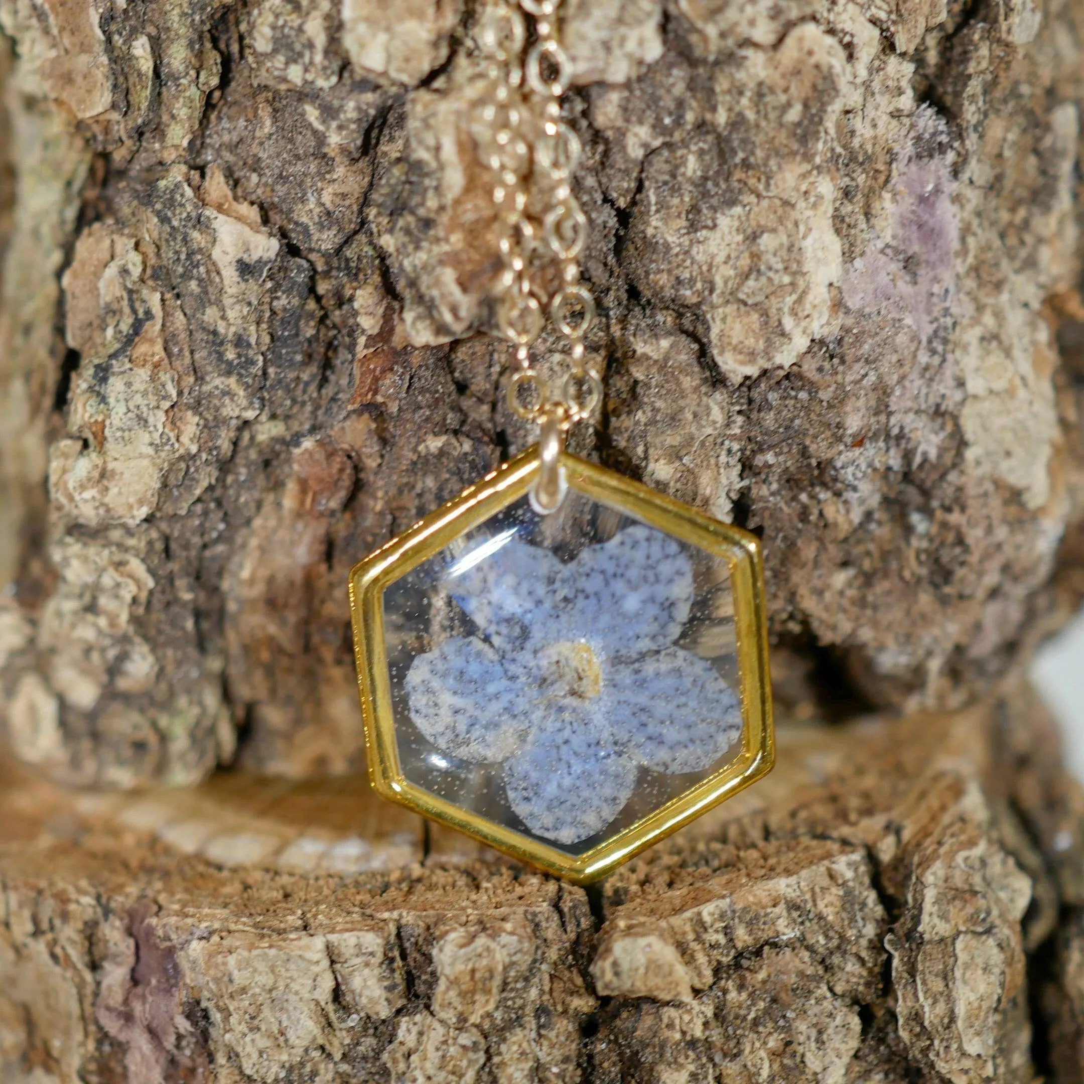 Forget me not tiny hexagon necklace