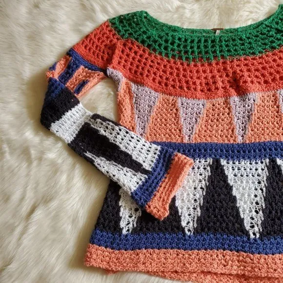 Like NEW Free People Modern Art Geometric Sweater