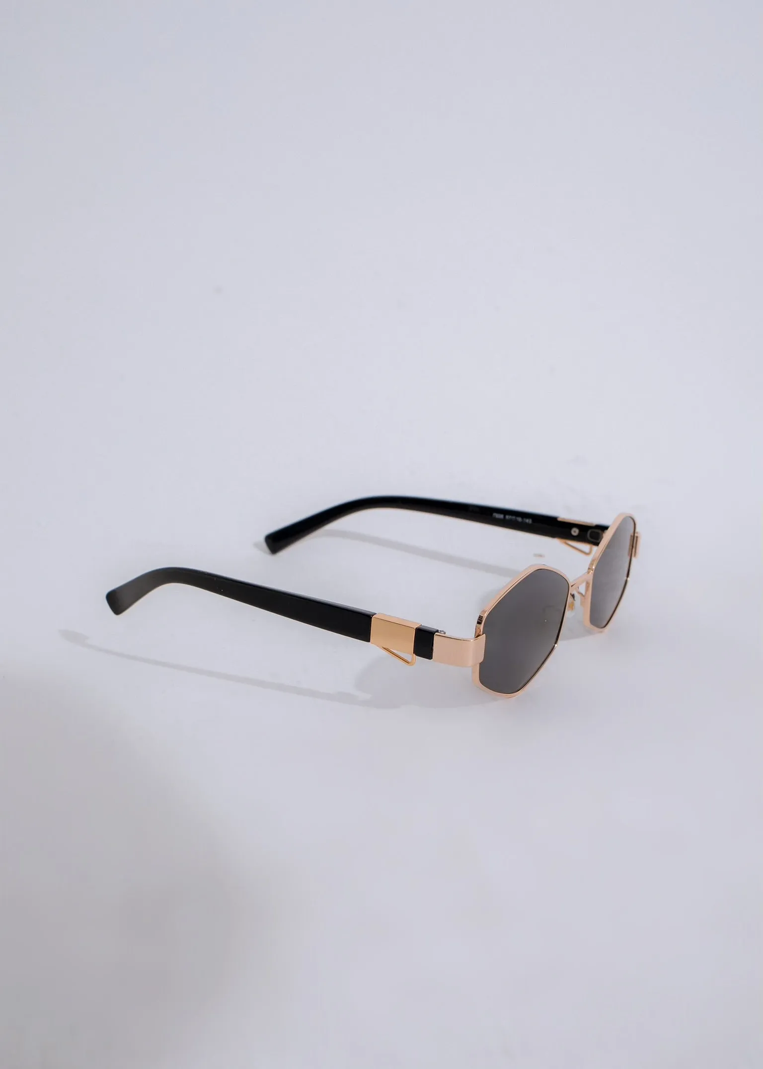 Looking Pretty Sunglasses Black