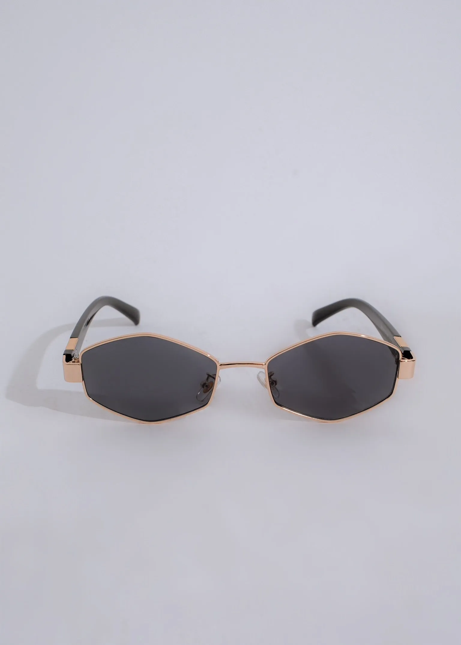 Looking Pretty Sunglasses Black