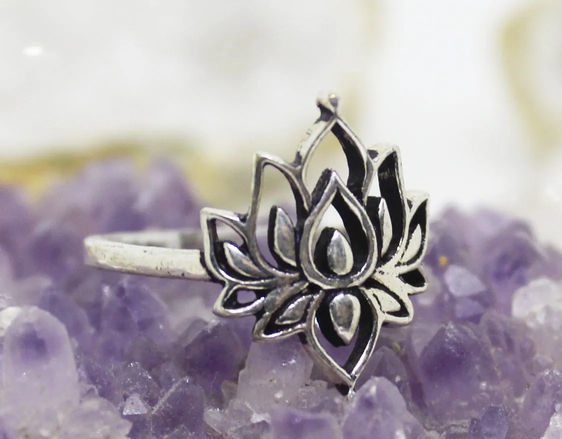Lotus Ring