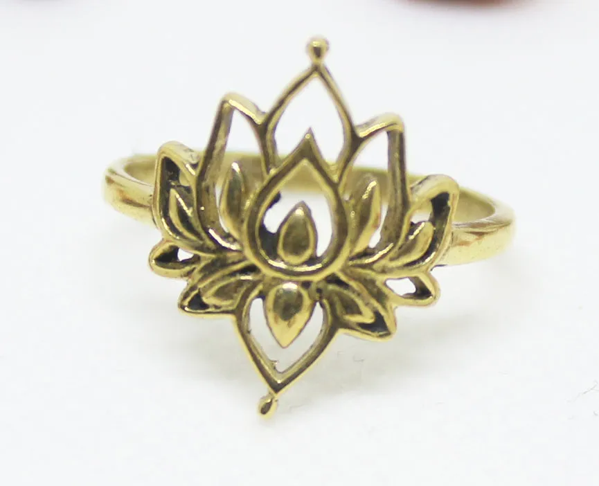 Lotus Ring