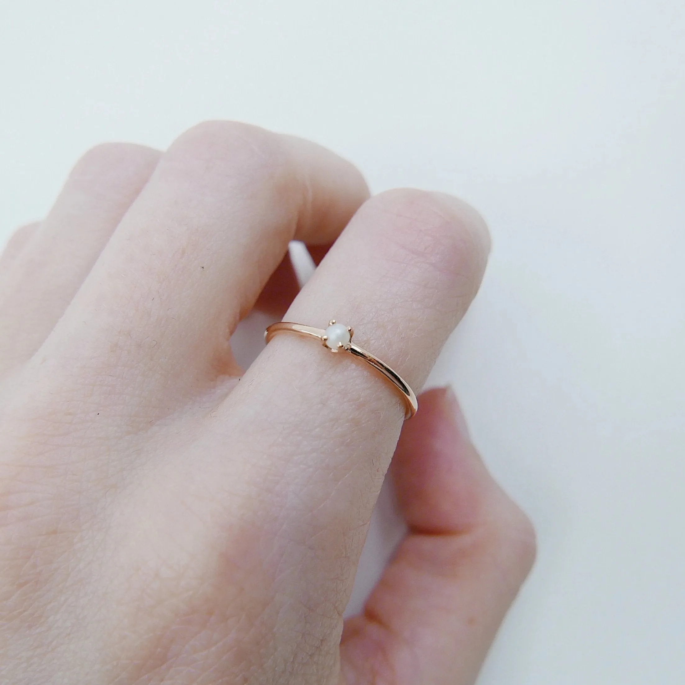 Mini Pearl Ring