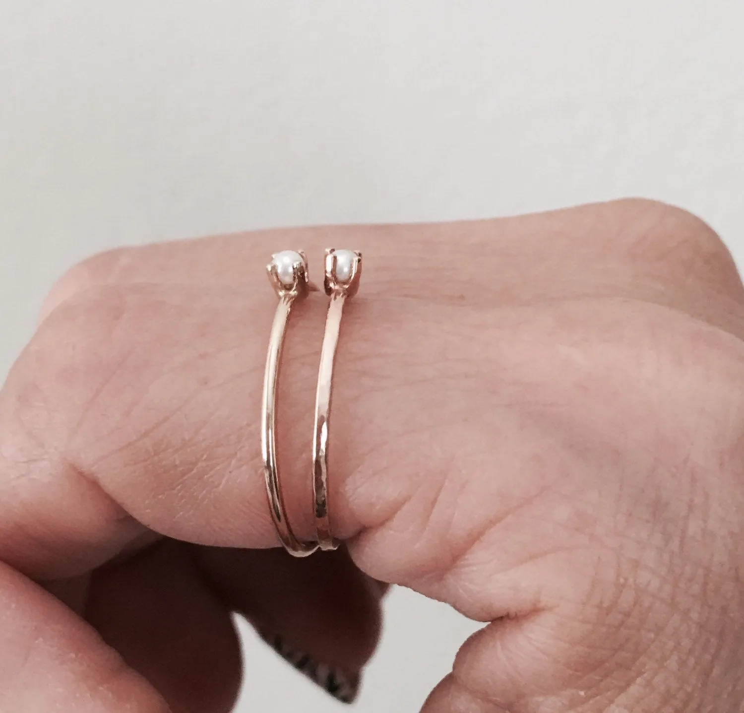 Mini Pearl Ring