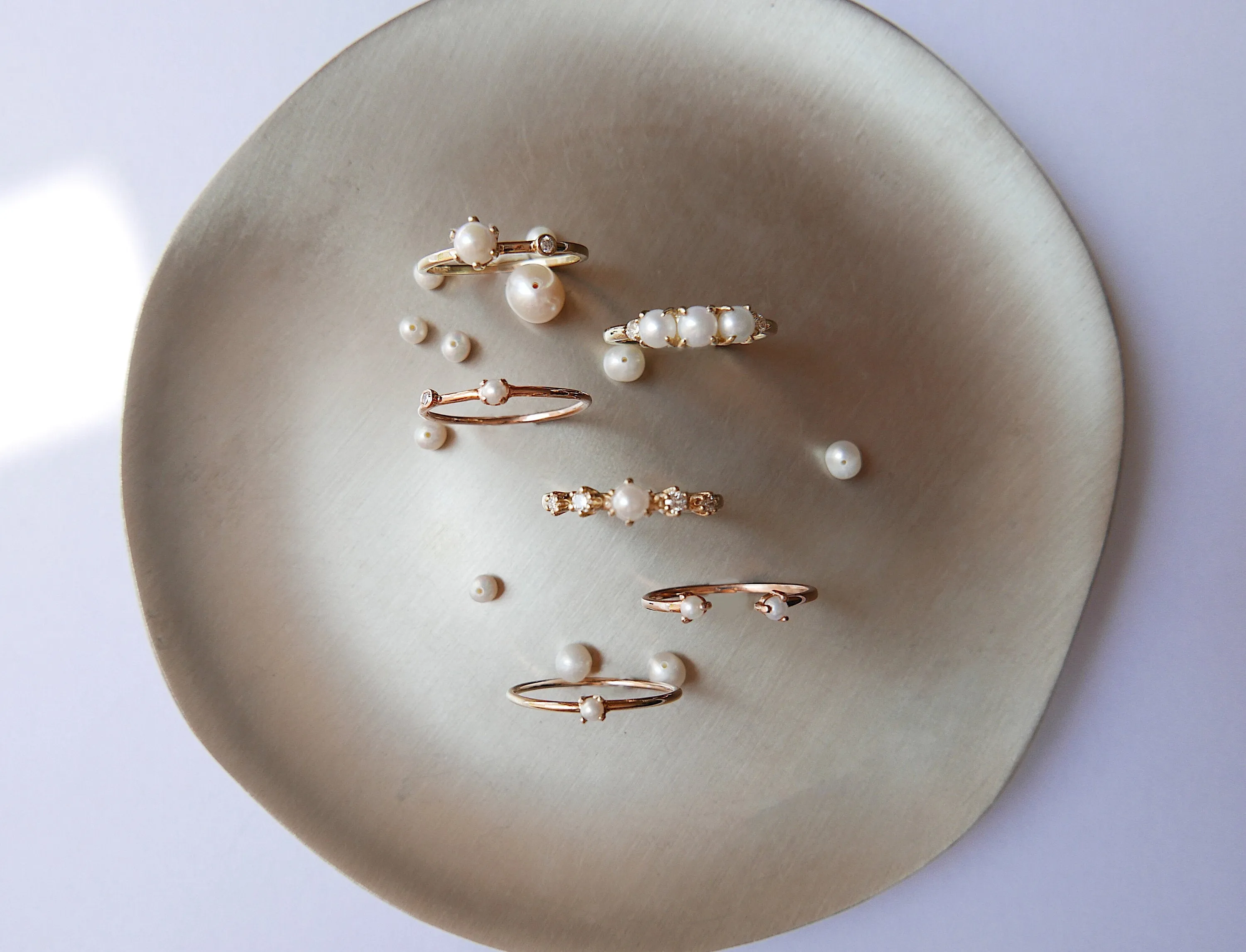 Mini Pearl Ring