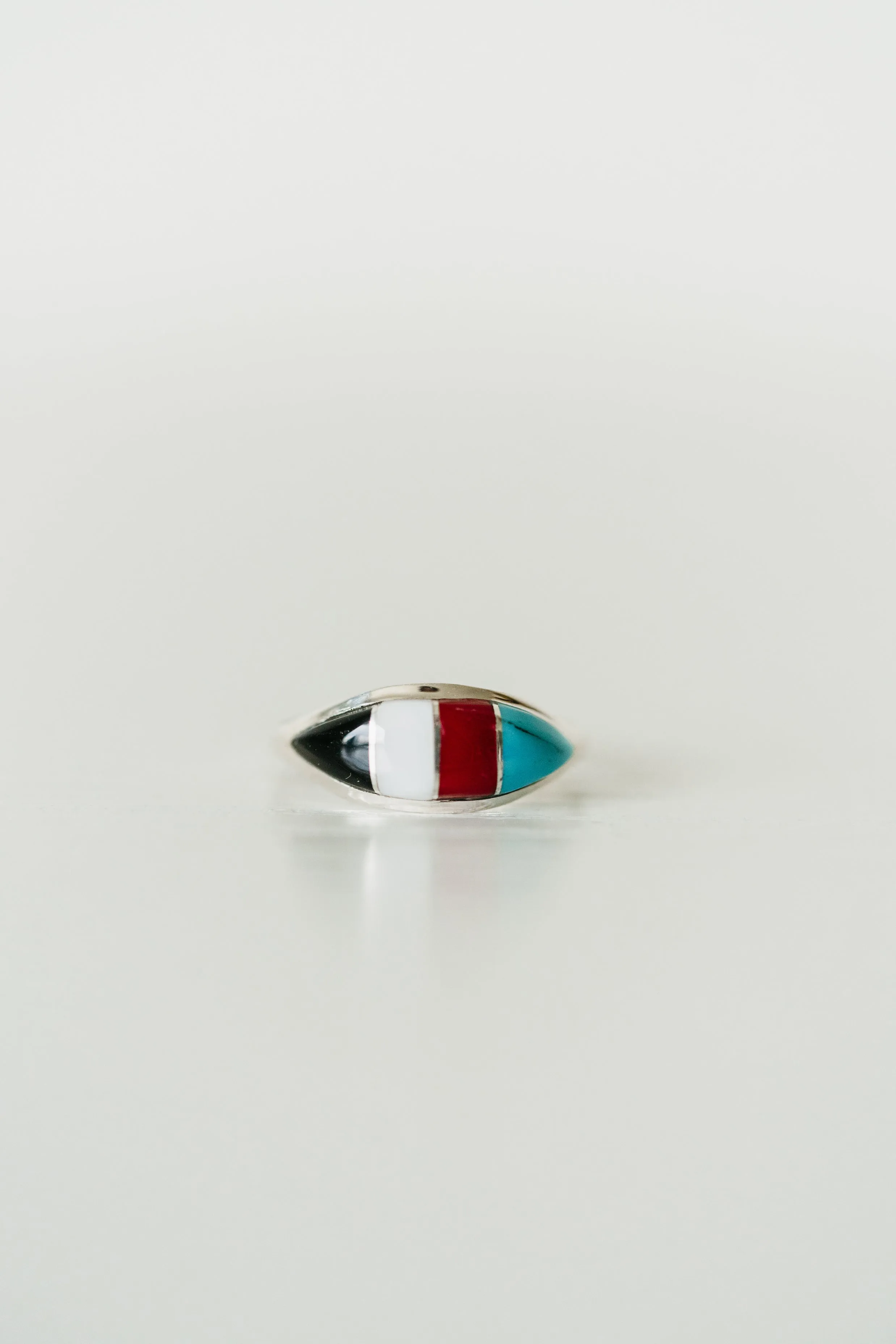 Mini Vertical Shield Ring | Multicolor