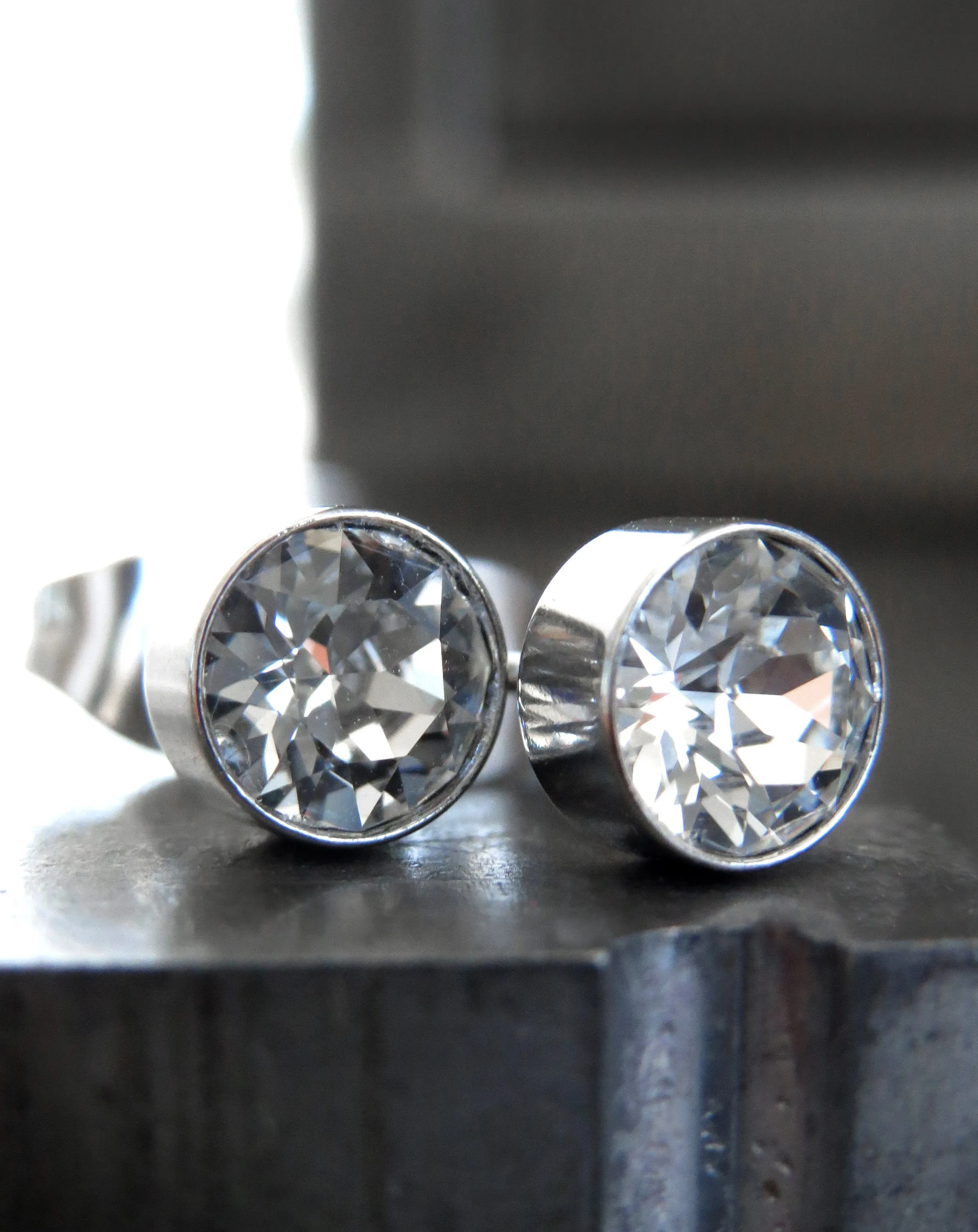 Modern Minimalist Clear Crystal Stud Earrings
