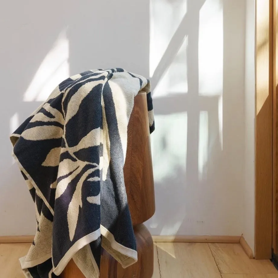 Palm Branch Natural   Black Towel