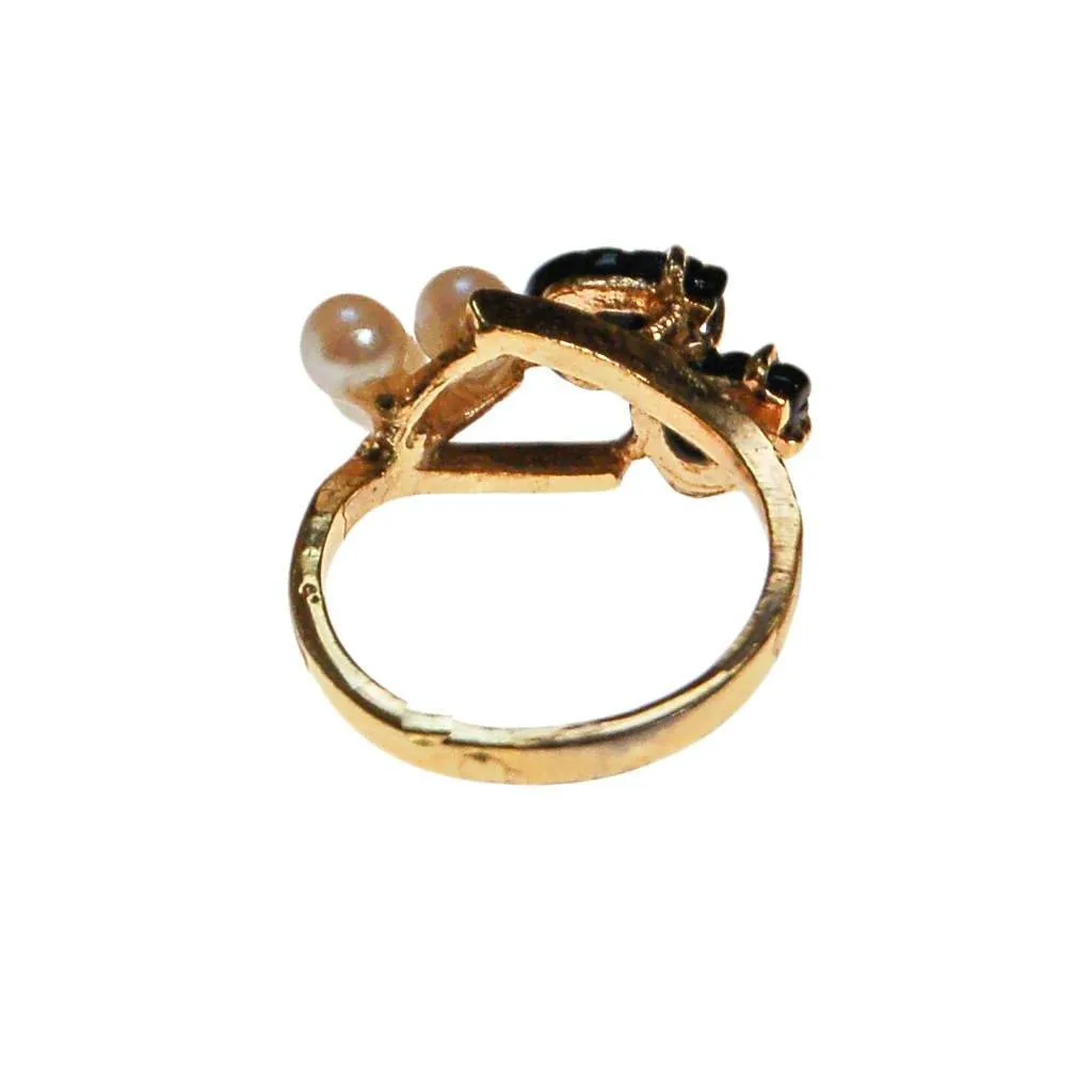 Pearl Flower and Black Onyx Leaves Ring