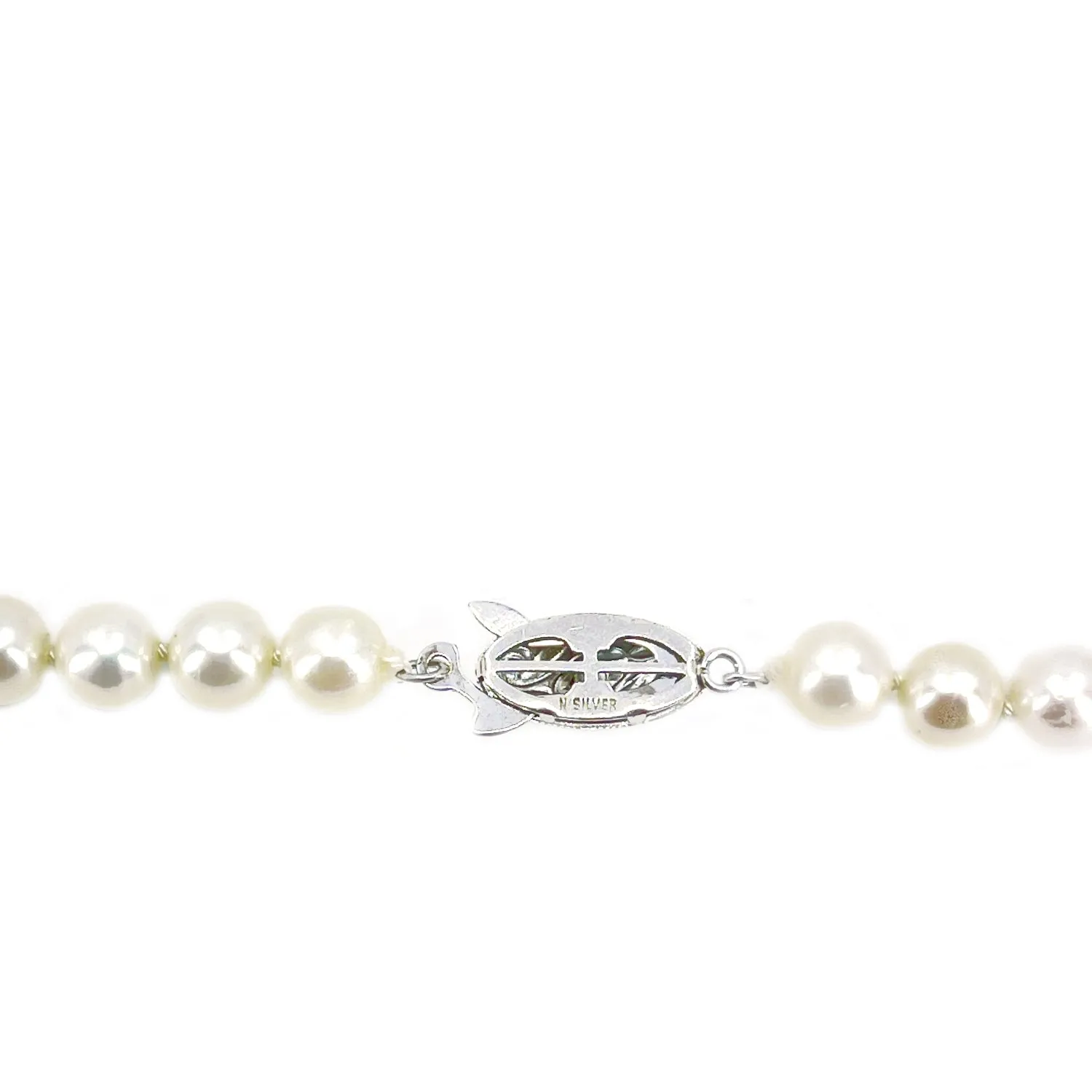 Retro Japanese Saltwater Cultured Akoya Pearl Graduated Necklace - Sterling Silver 25.50 Inch