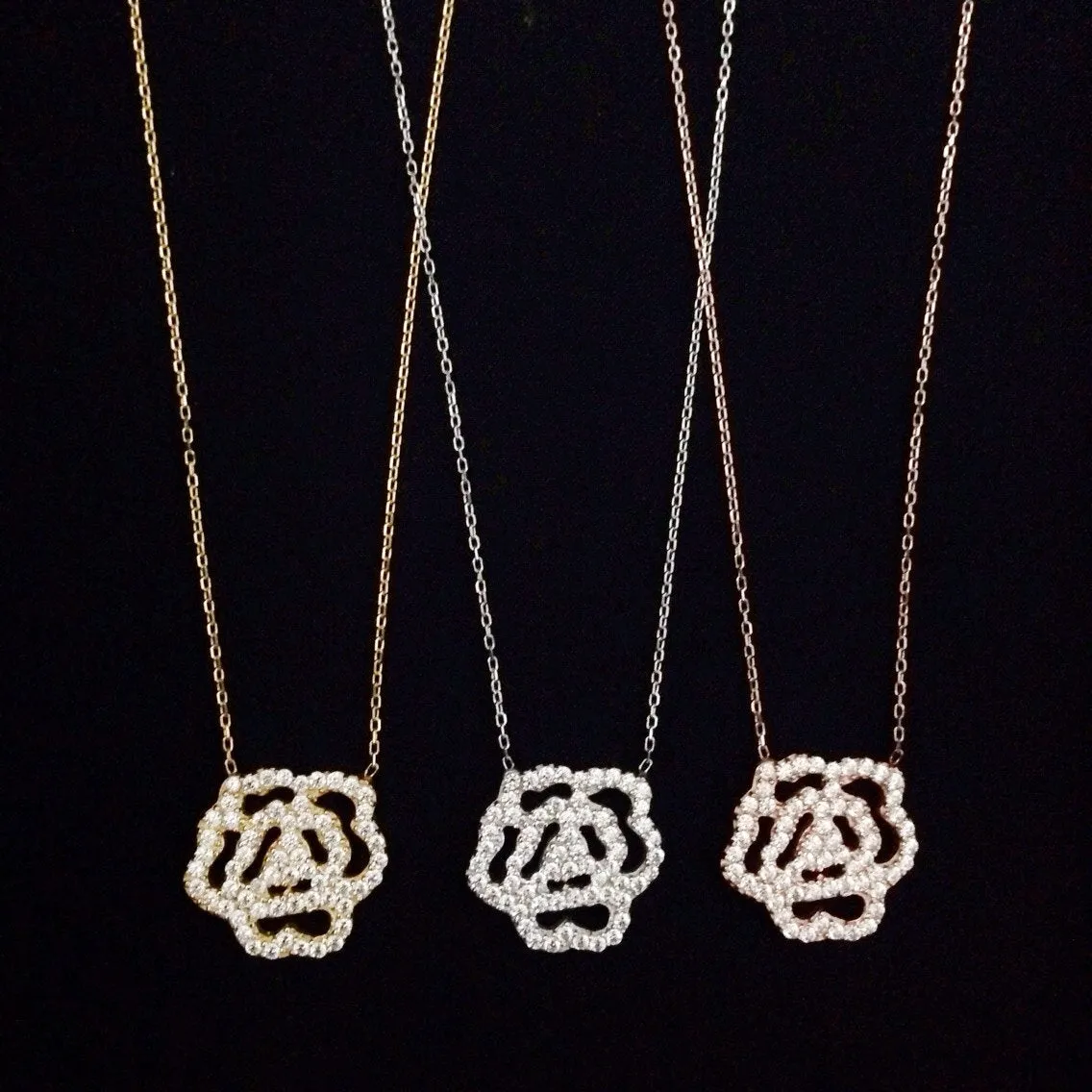 Small Flower Necklace