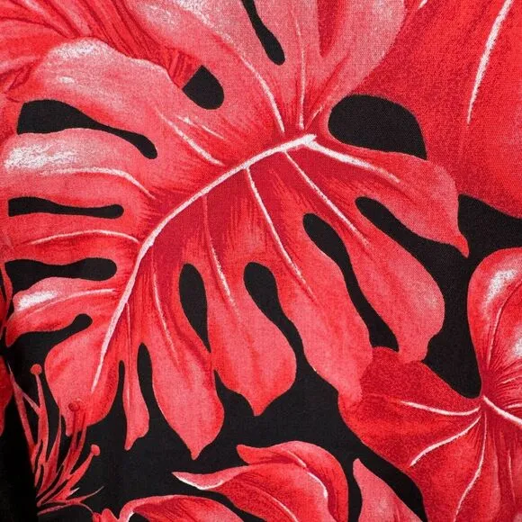 T &amp; L Muumuu Factory Hawaiian Dress Size 3 4 Red Black Tropical Floral Aloha‎