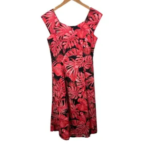 T &amp; L Muumuu Factory Hawaiian Dress Size 3 4 Red Black Tropical Floral Aloha‎