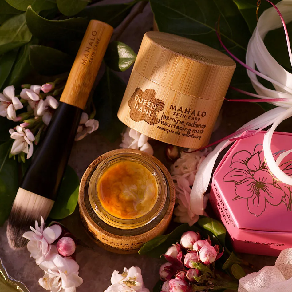 The QUEEN NANI  jasmine radiance resurfacing mask