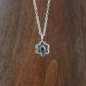Tiny Flower Necklace