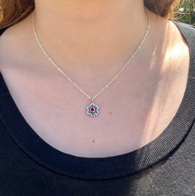 Tiny Flower Necklace