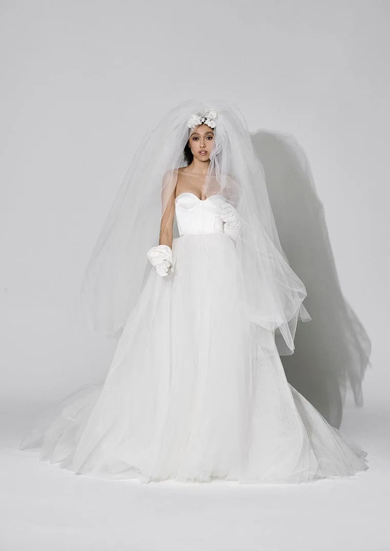 Vera Wang: Sunday